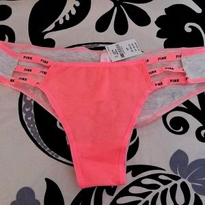 🌹NWT Vs pink cheeksters 🌹